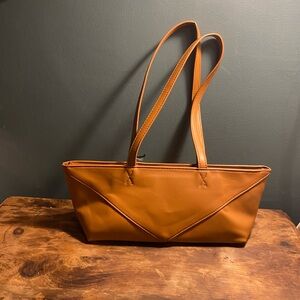 Adorable unique shape Adrienne vegan leather structured shoulder bag - like new